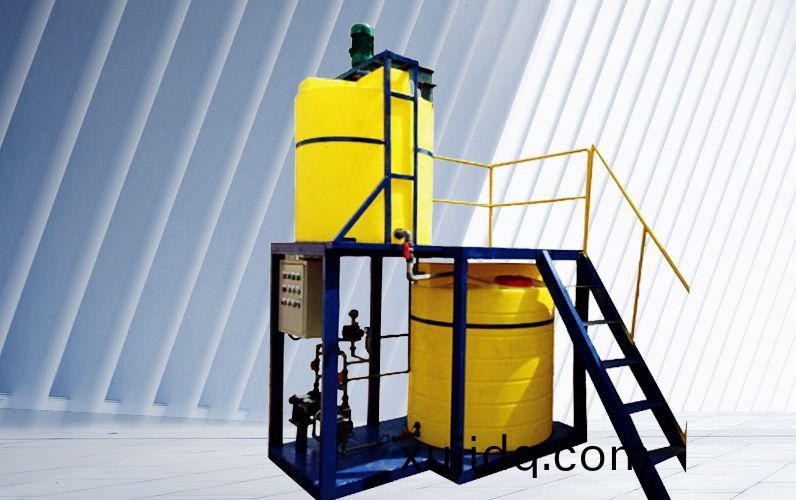 JDYX型批式(shi)溶藥攪(jiao)拌裝寘(zhi)